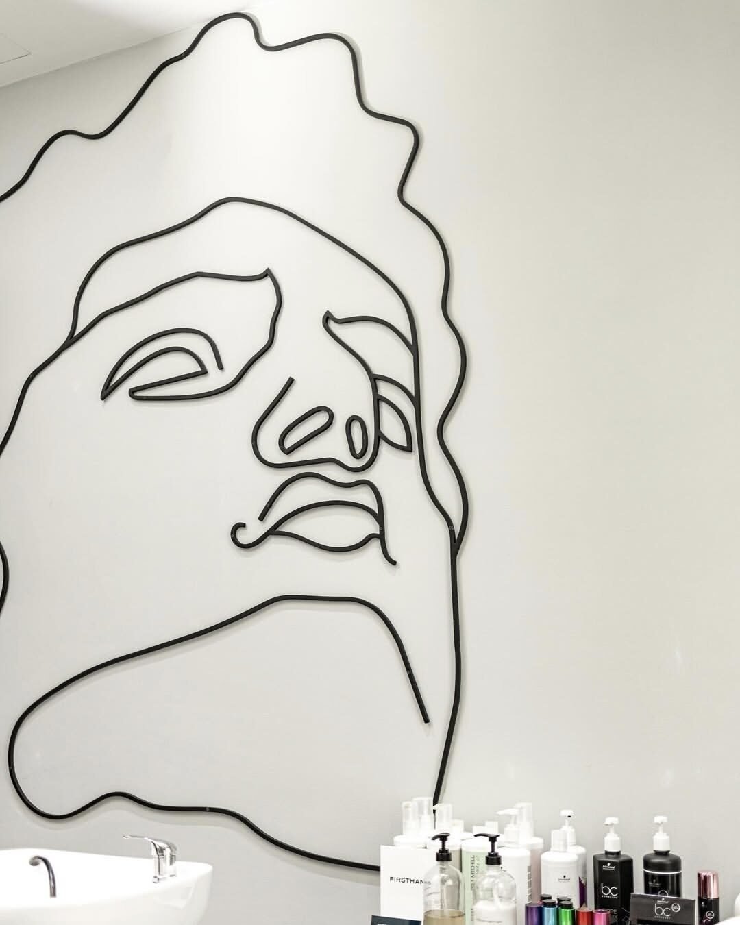 Antibes retail wall
