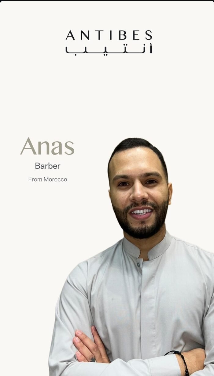 Anas, Barber at Antibes